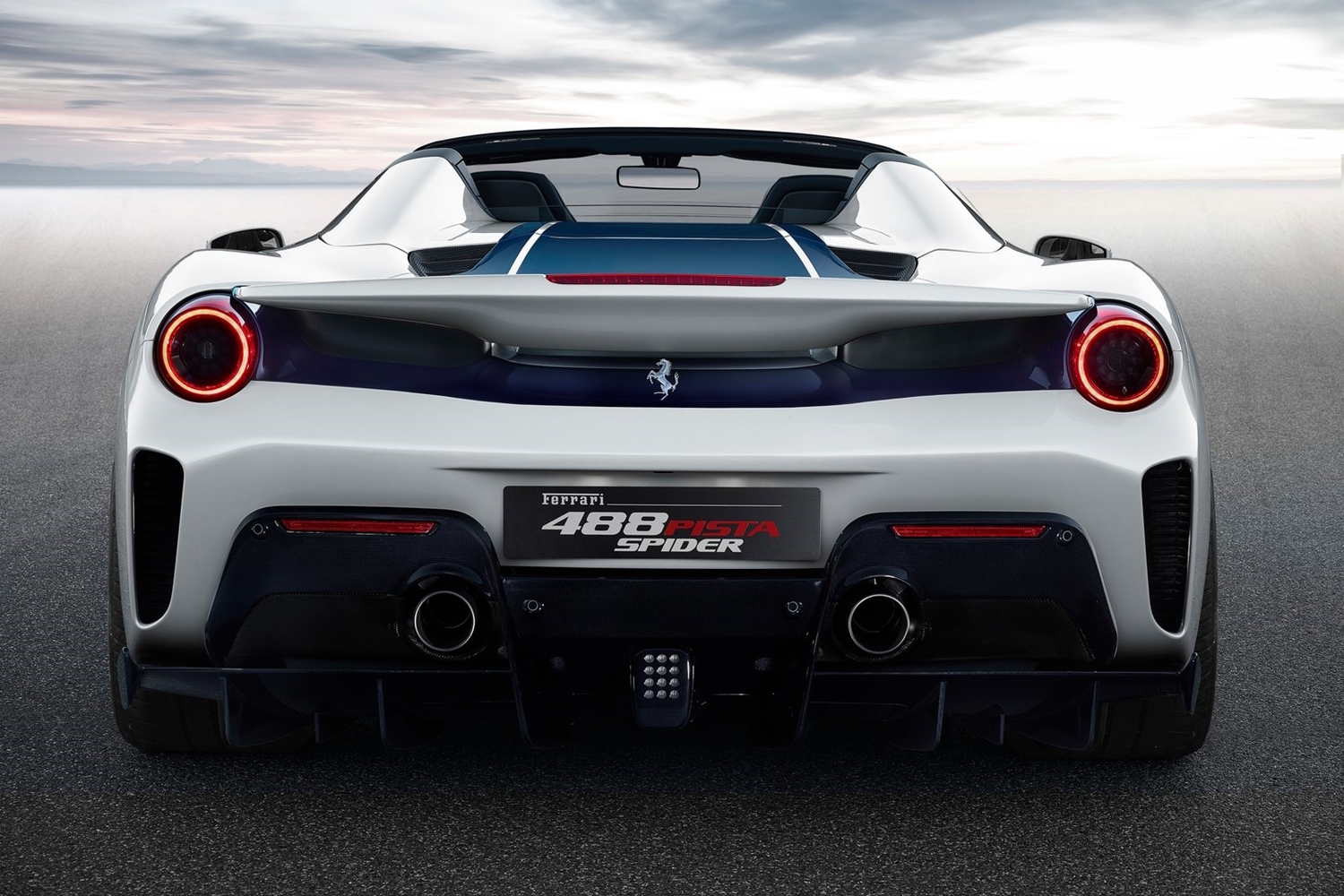 Ledobta tetejét a Ferrari 488 Pista 5