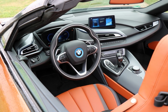 Mesebeli BMW, amelyben nem érzed, hogy 54 millióban ülsz 4