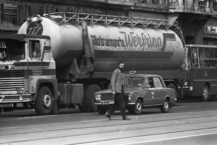 Mennyit lehet keresni egy jogsival?