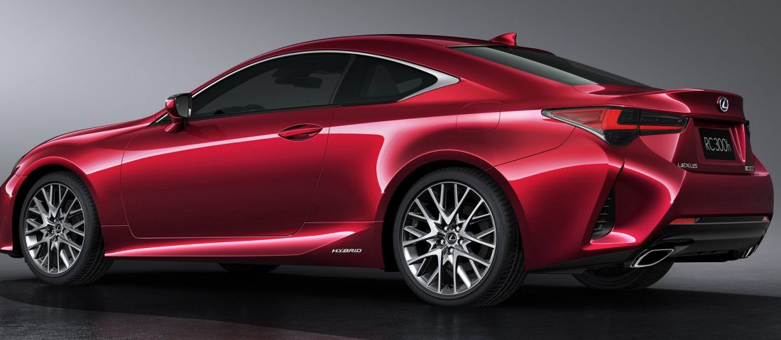 Megújult a Lexus RC, elvileg szebb lett