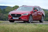 Mennyire lehet takarékos, zöld egy nagy benzinmotor? – Mazda6 teszt 54