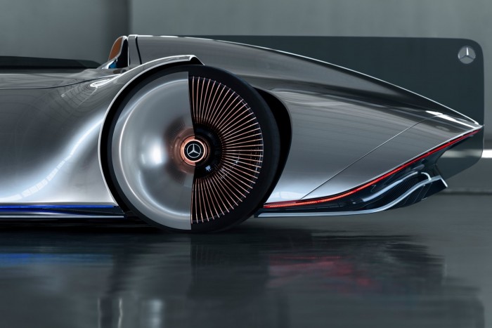 Okos, villanyos versenyautó mutatja a Mercedes jövőjét 6