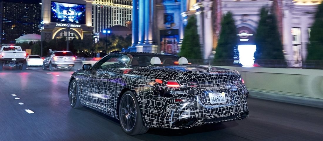 Sivatagban nyúzzák a BMW legnagyobb kabrióját