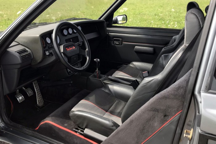 Brutális ár egy legendás Peuegot-ért 6