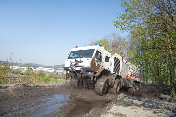 A Tatra összehozta a tigrist az oroszlánnal