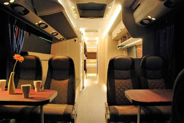 Méretes franciaágyon nyúlhatnak el az utasok ezen a távolsági buszon 1