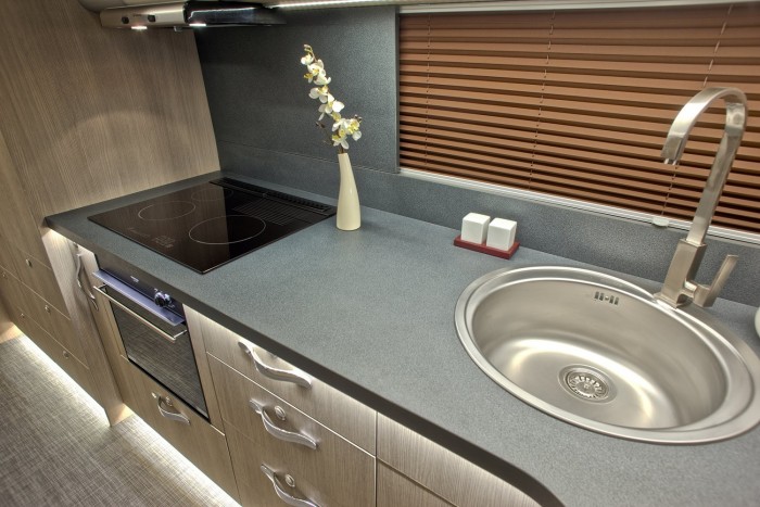 Méretes franciaágyon nyúlhatnak el az utasok ezen a távolsági buszon 2