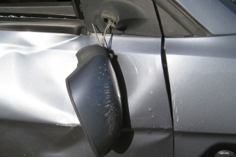 Ha összeér két tükör, akkor is meg kell állni