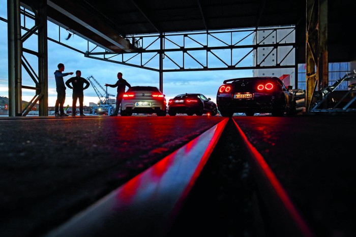 550 lóerő elég a sportossághoz? 8 Nissan GT-R: árban mindenkit ver
