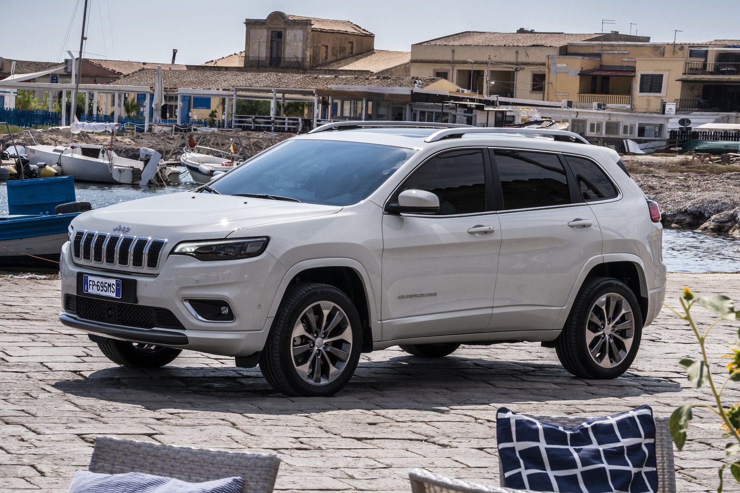 Megújult a Jeep Cherokee 9