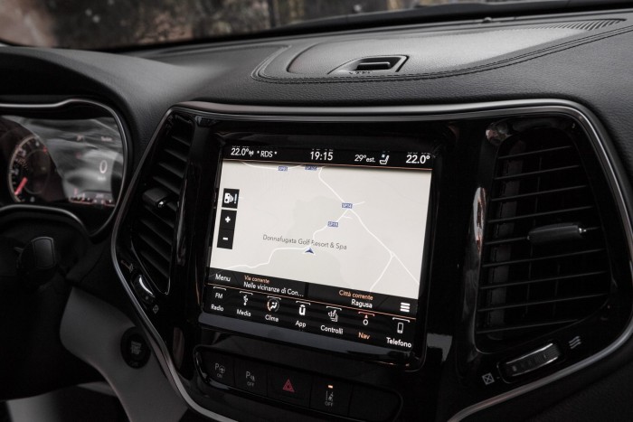 Megújult a Jeep Cherokee 7 Megújult a Jeep Cherokee 7