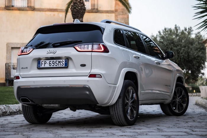 Megújult a Jeep Cherokee 2 Megújult a Jeep Cherokee 2