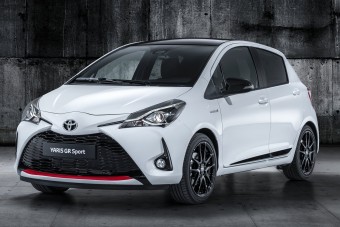 Hibrid sportautót épített a Toyota