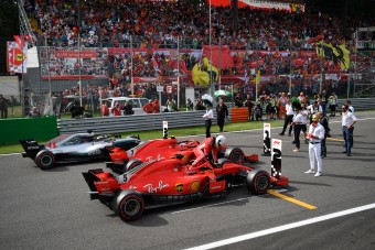 F1: Szenzációs Räikkönen-pole Monzában