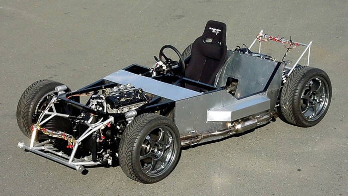 Bármikor elfogadnánk ezt a könnyű Suzuki sportautót 6