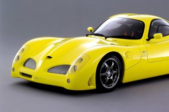 Bármikor elfogadnánk ezt a könnyű Suzuki sportautót