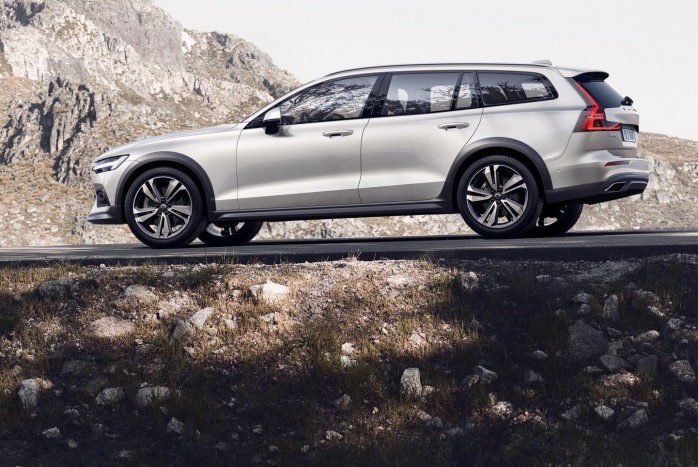 Megemelte családi kombiját a Volvo 5 Megemelte családi kombiját a Volvo 5