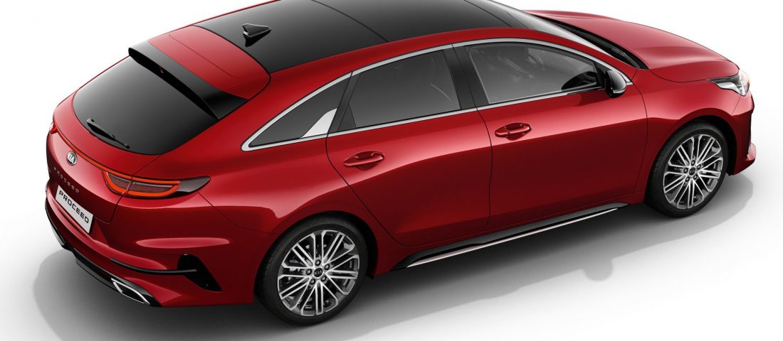 Kombikupéval, sportmodellel bővül a Kia Ceed család