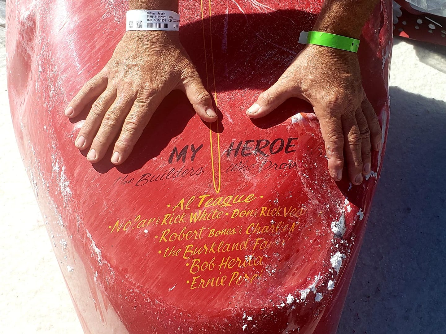 687 km/óránál kapott defektet, másnap a Facebookra posztolt 6