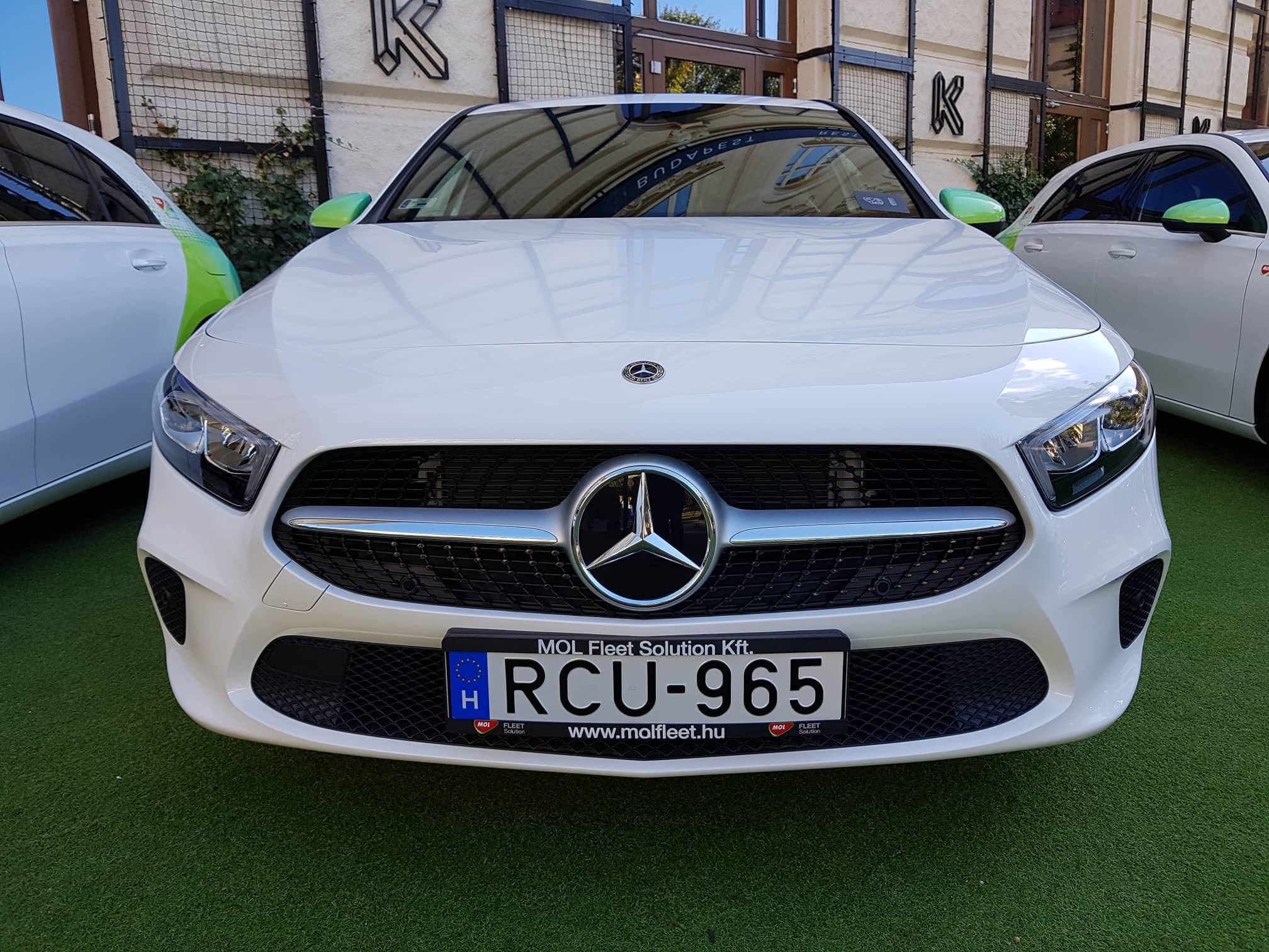 Bárki vezetheti Budapest ötven új magyar Mercijét 1
