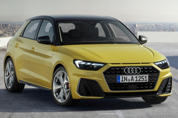 Rémesen szomorúan néz ki a fapados A1-es Audi 1