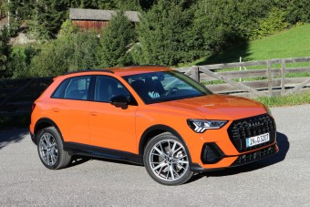 A családi luxus minimuma: vezettük az új Audi Q3-at
