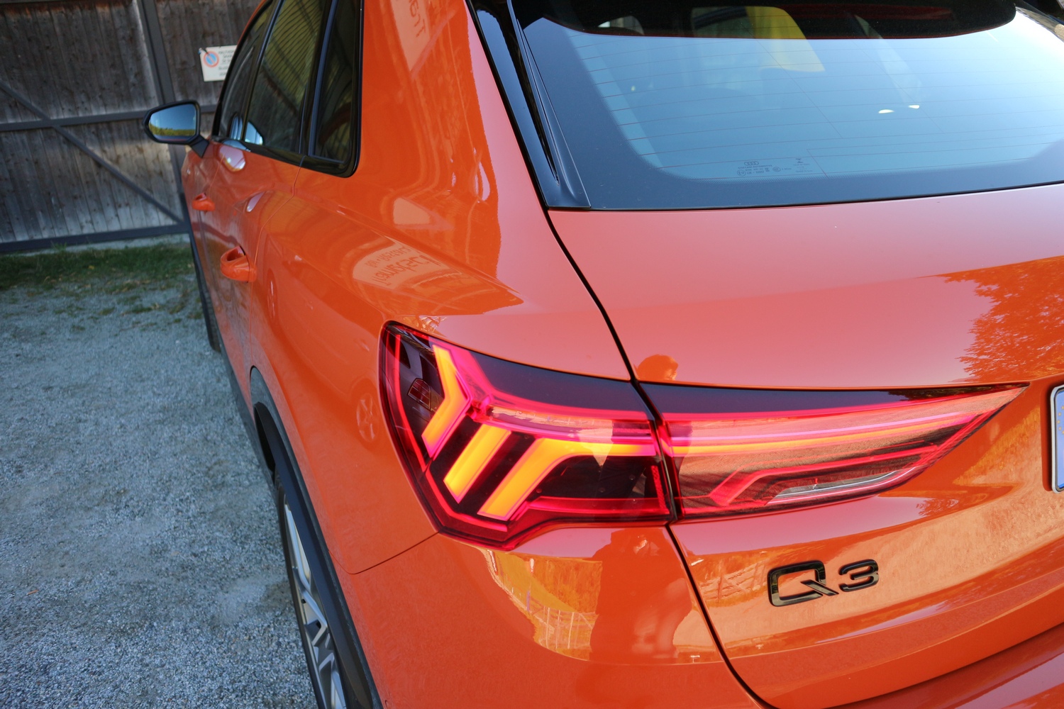 A családi luxus minimuma: vezettük az új Audi Q3-at 10
