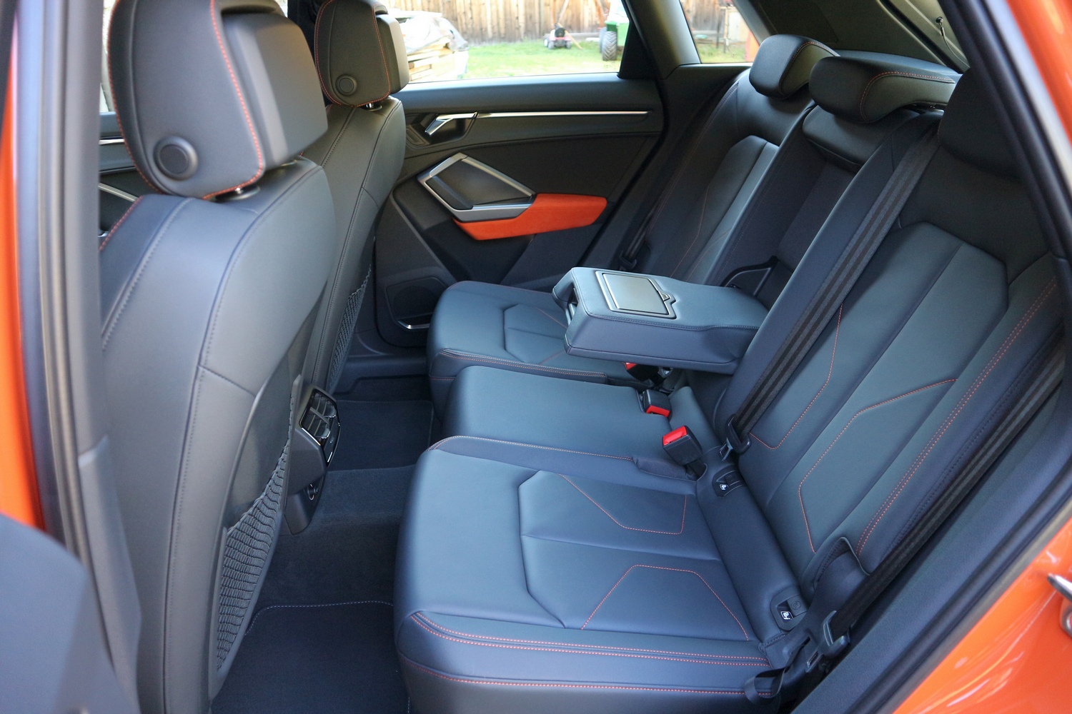 A családi luxus minimuma: vezettük az új Audi Q3-at 35