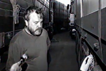 Riportfilm mutatja meg a magyar kamionozás vadregényes idejét