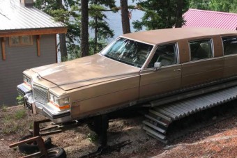 Készülj fel a télre, vegyél egy lánctalpas limuzint