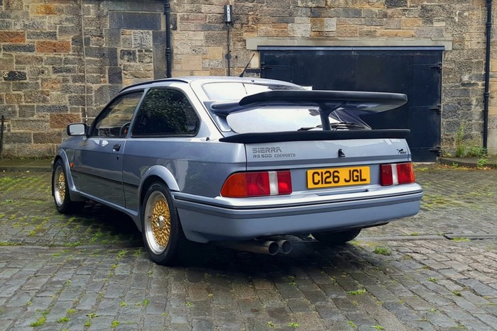 Nem csak menő, de ritka is ez a Ford Sierra