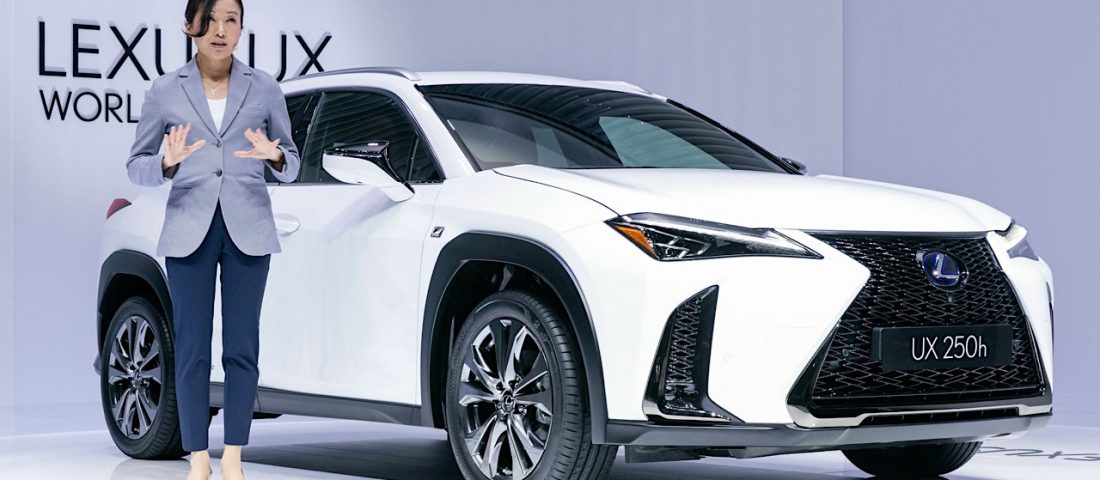 Városi sport-terepjárót építene a Lexus