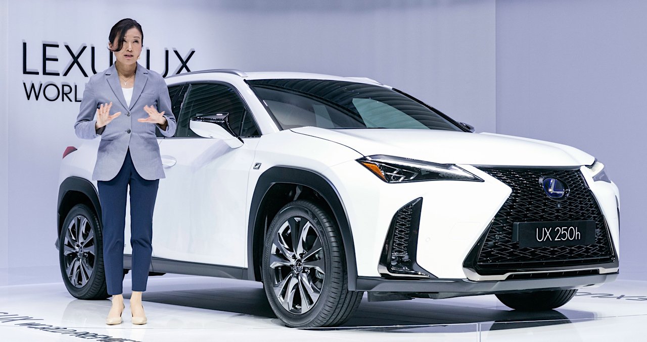 Városi sport-terepjárót építene a Lexus 7