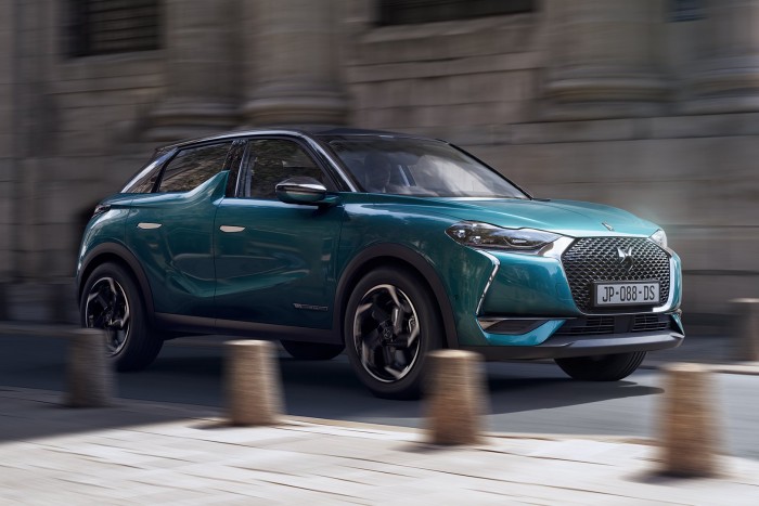 Villanymotoros luxus-crossover Franciaországból 6