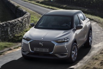 Villanymotoros luxus-crossover Franciaországból