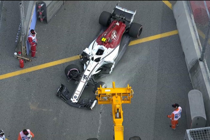 F1: Autótöréssel zárult az első edzés