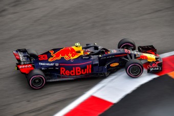 Verstappen: Csúnyábbak lesznek a 2019-es autók!