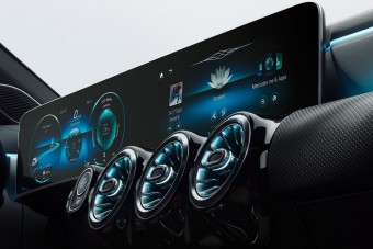 Online szolgáltatások autókban Magyarországon: mennyire vagyunk rajta a térképen?