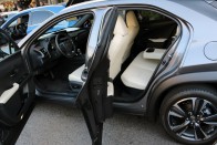 Lexus UX: ez még nem a csúcsminőség? 87