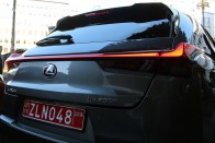 Lexus UX: ez még nem a csúcsminőség? 100