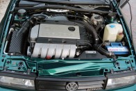 Volkswagen Corrado VR6: Golf-kupé a csúcson 65