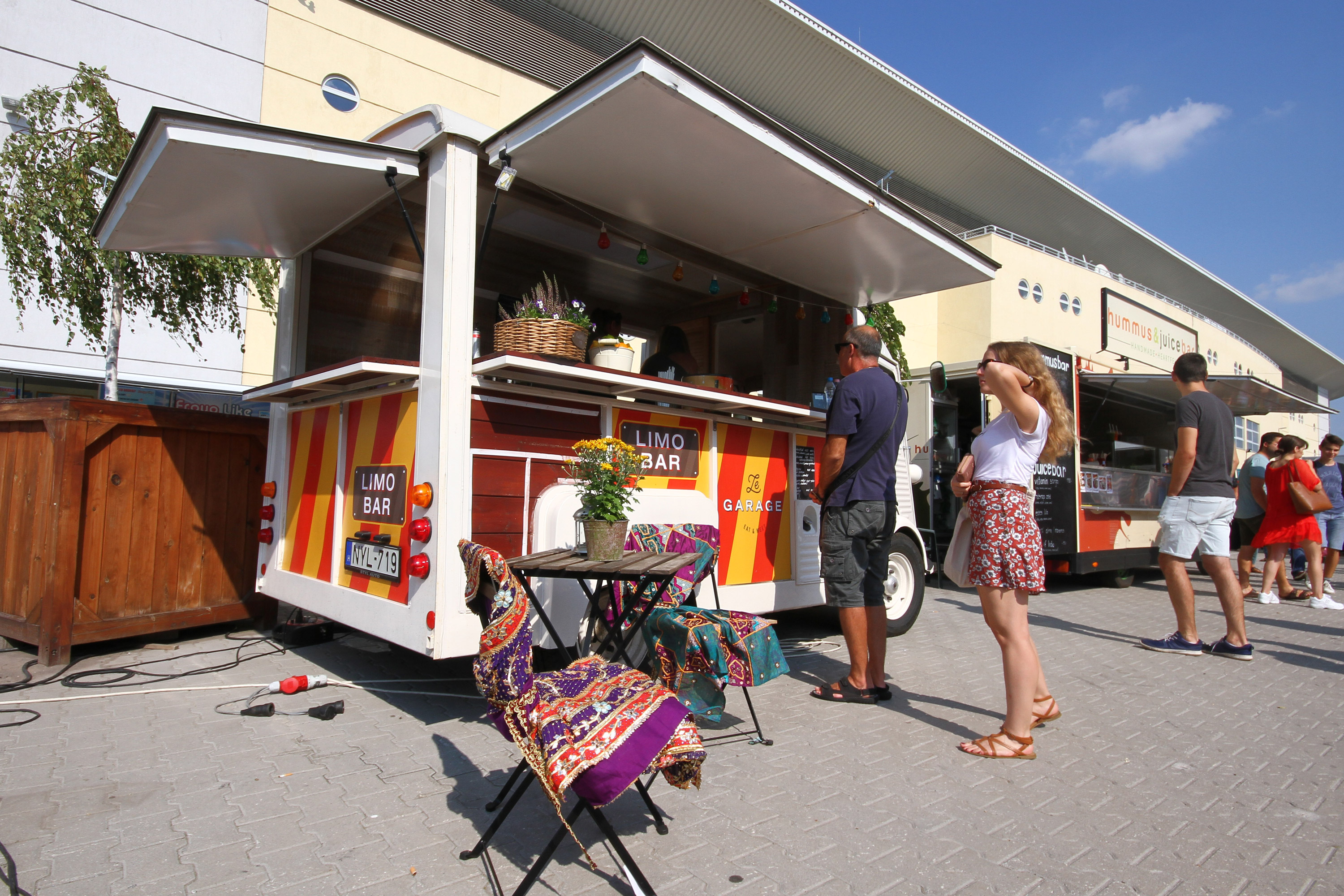 A food truck az új büféskocsi 26