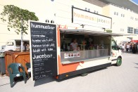 A food truck az új büféskocsi 144