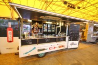 A food truck az új büféskocsi 153