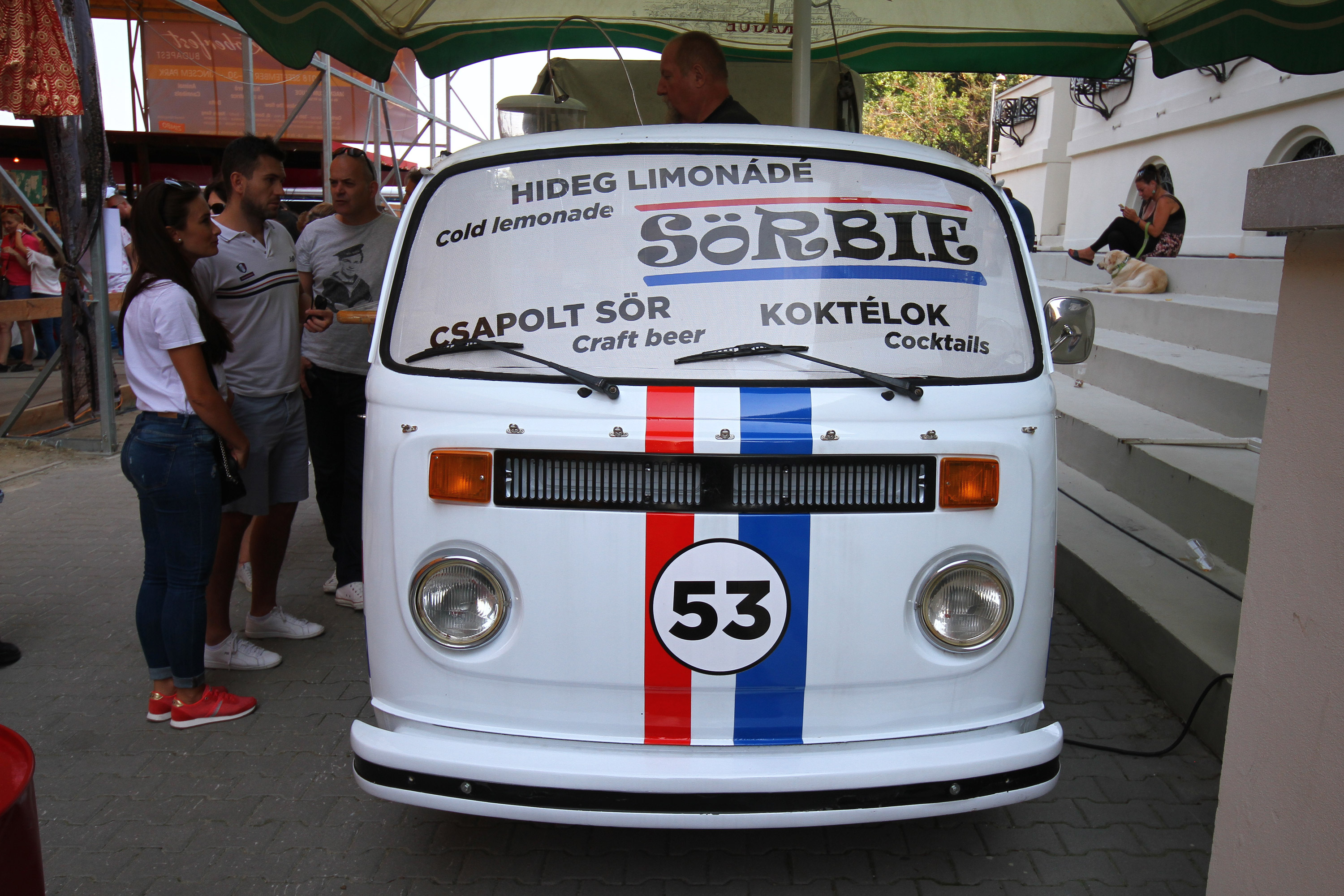 A food truck az új büféskocsi 90