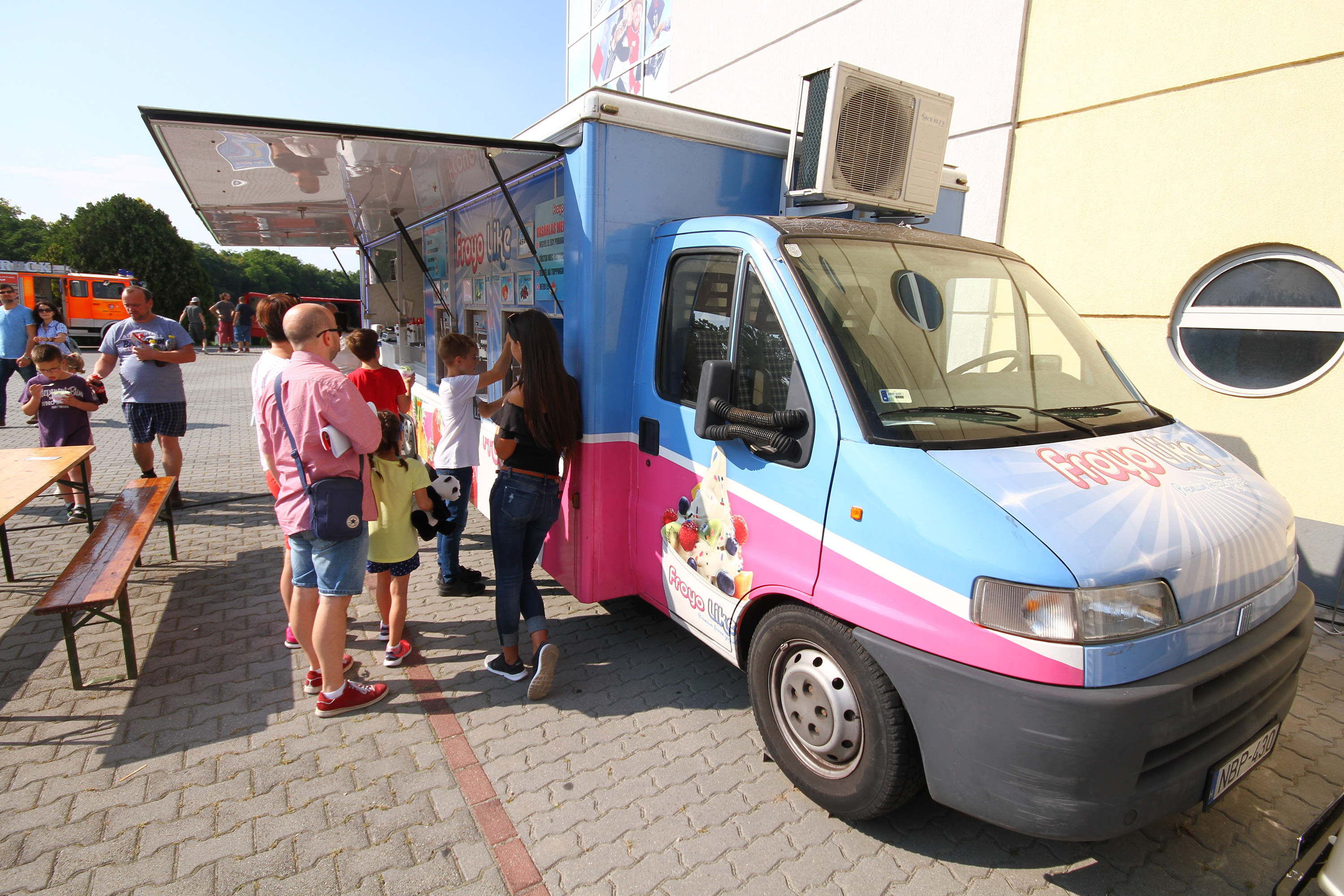 A food truck az új büféskocsi 93