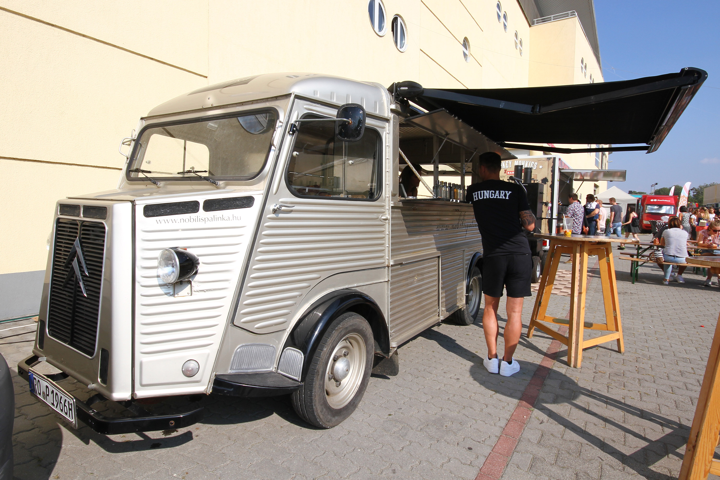 A food truck az új büféskocsi 94