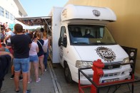 A food truck az új büféskocsi 210