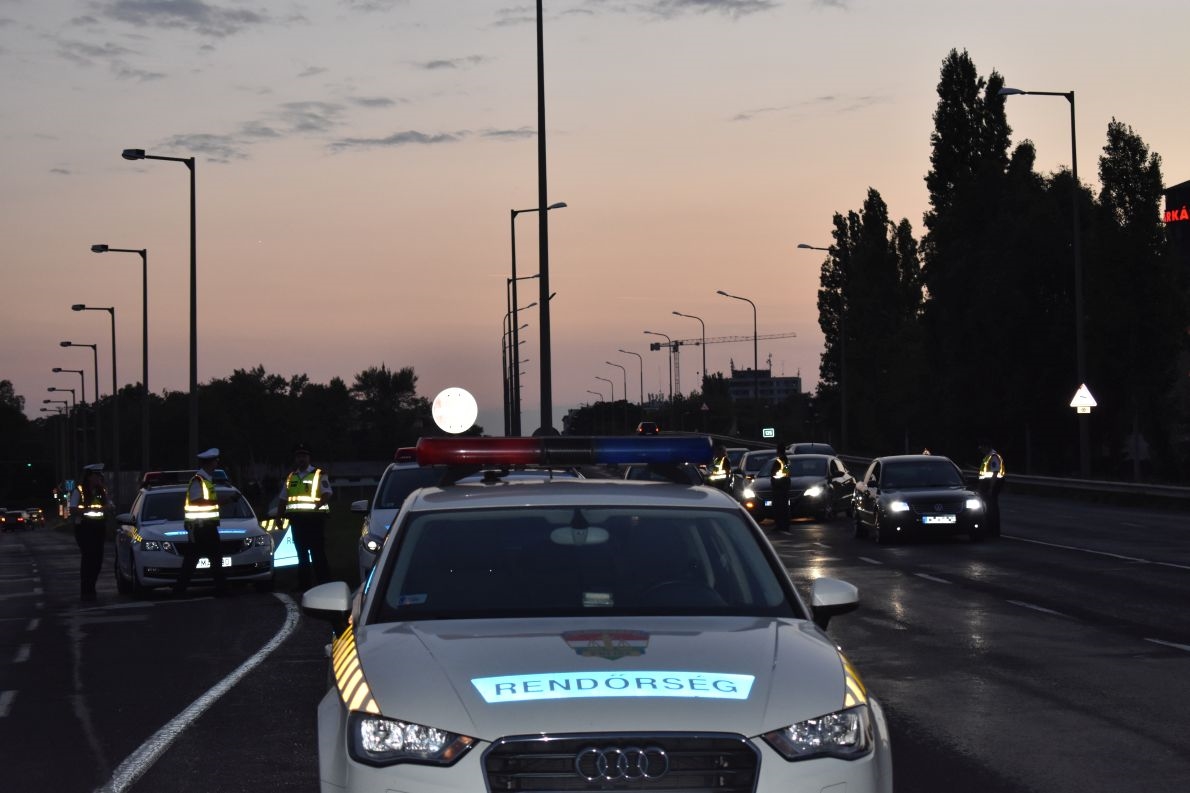 Ittas vezetőkre vadásztak a rendőrök Győrben 4