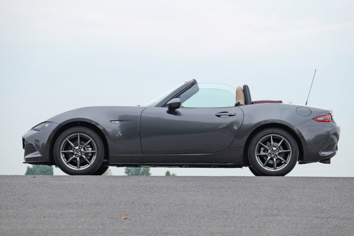 Móka és kacagás 200 lóerő alatt – Mazda MX-5 3 Móka és kacagás 200 lóerő alatt – Mazda MX-5 3